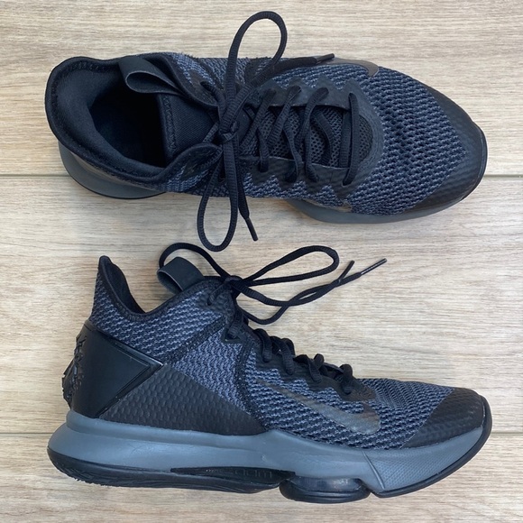 Nike‎ LeBron | Witness 4 | Sneakers - Picture 1 of 16